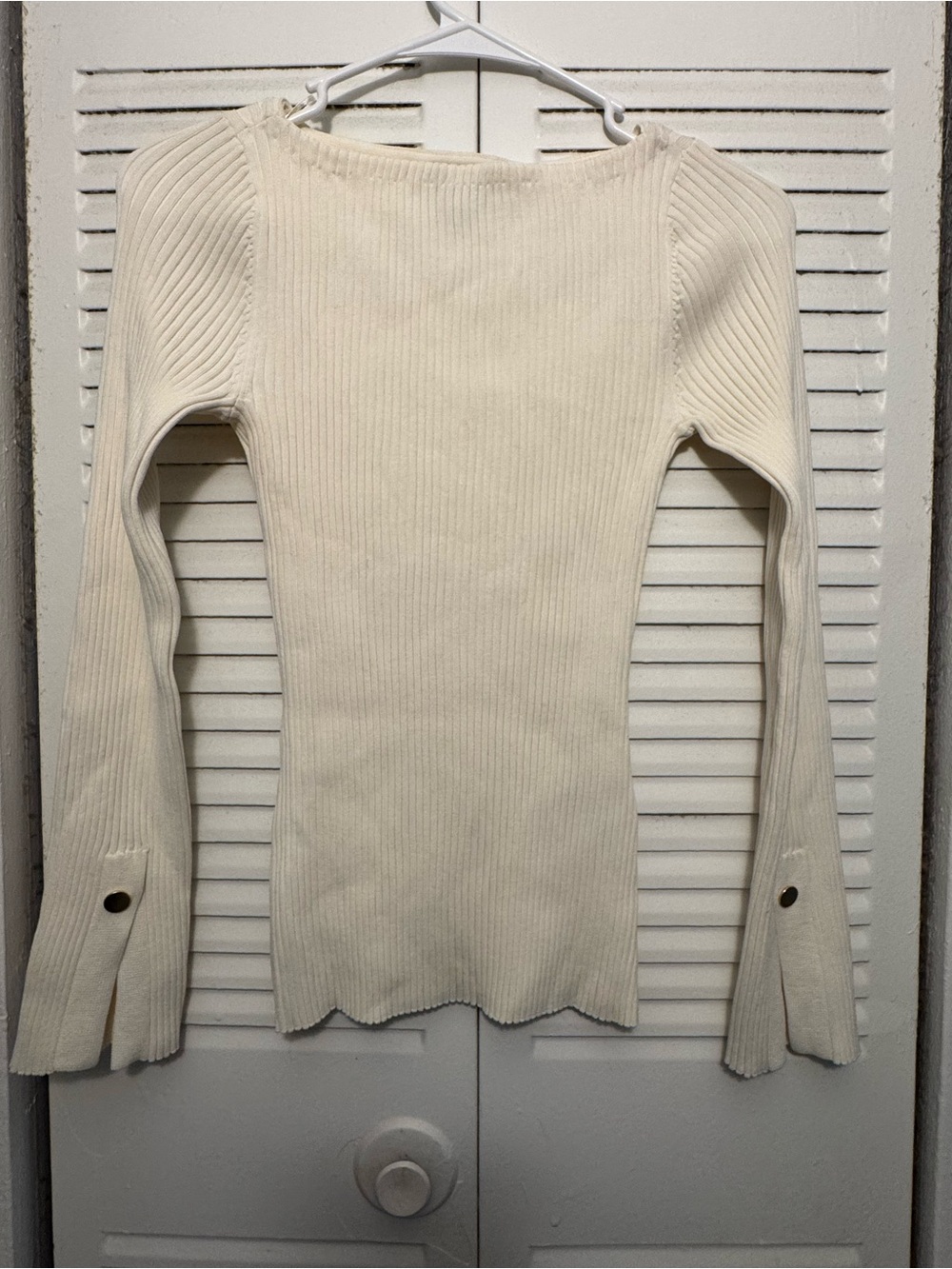 Ribbed Long-Sleeve Crewneck Top in Cream